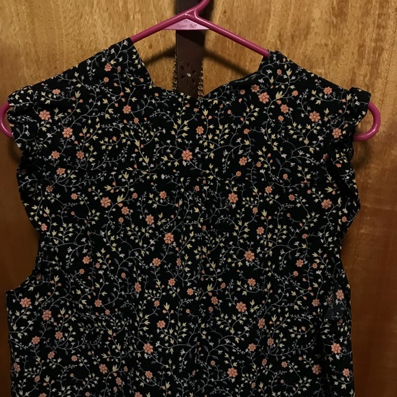 Floral Casual Dress - Picture 3 of 3